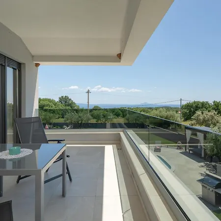 Posidonia Near Pula With Sea View And Surrounded By Olive Trees Villa *